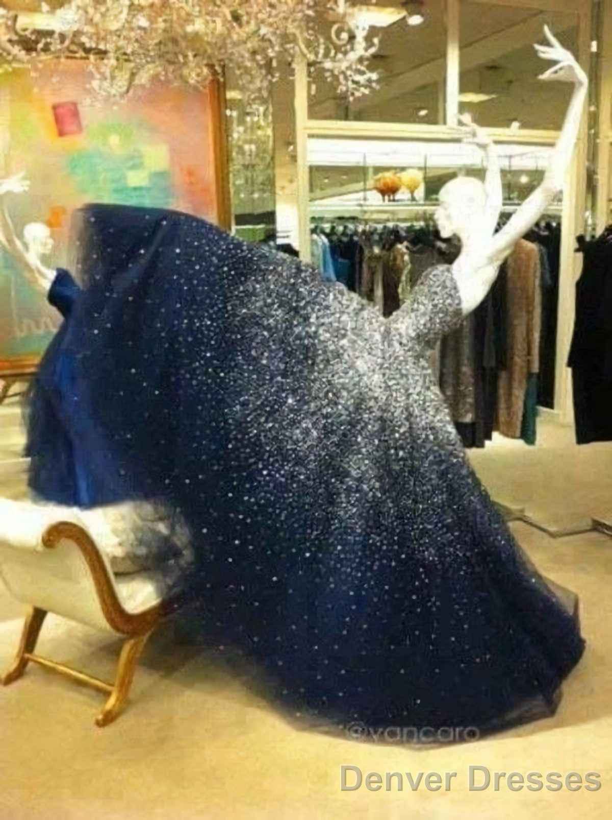 A Line Navy Blue Beading Tulle Prom Dresses Main image