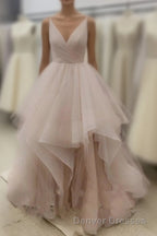 Gorgeous A Line V Neck Spaghetti Straps Long 2024 Pink White Champagne Wedding Dress