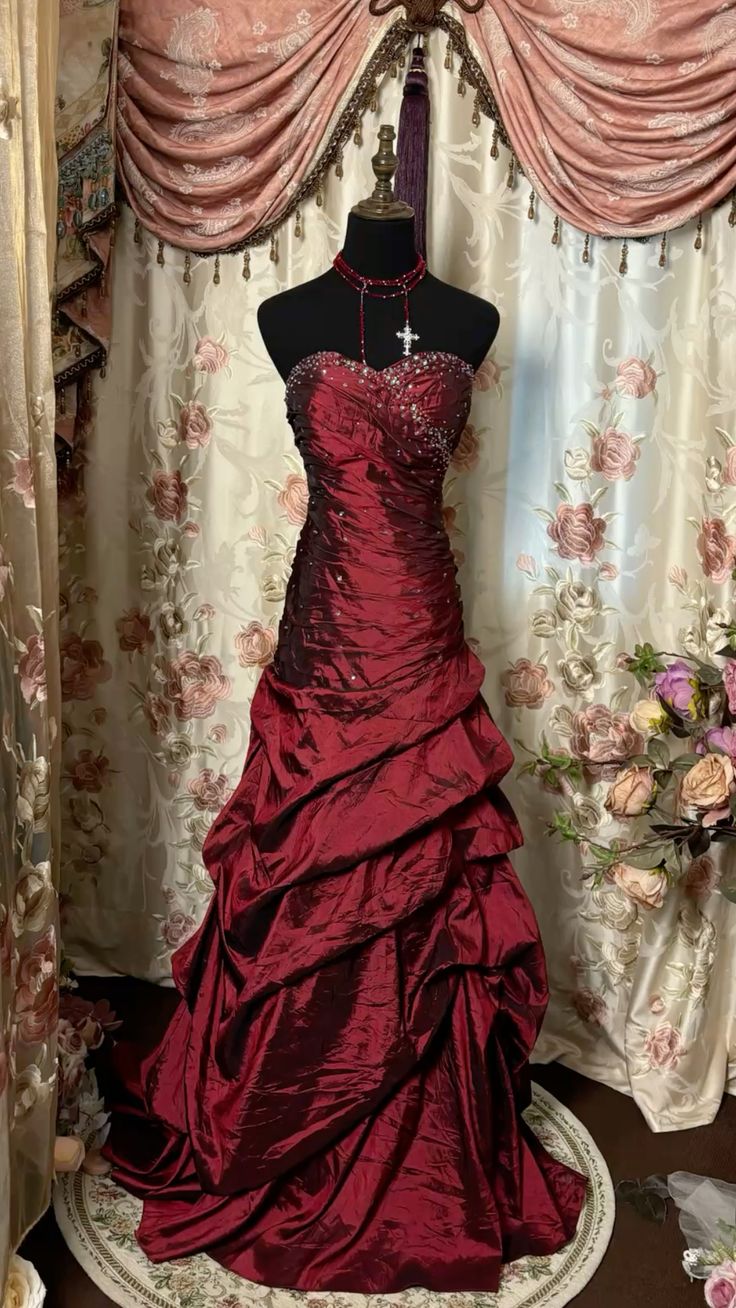 Red Tube Top Shiny Retro Elegant Long Layered Satin Ball Gown Evening Dress Main image