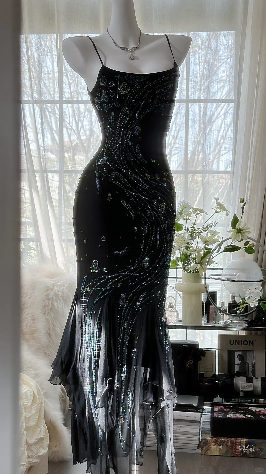 Retro Beautiful Shoulder Strap Beaded Chiffon Irregular Skirt Prom Dress Main image
