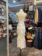 Retro Elegant White Mermaid Strapless Pleated Satin Long Prom Dress Evening Dress