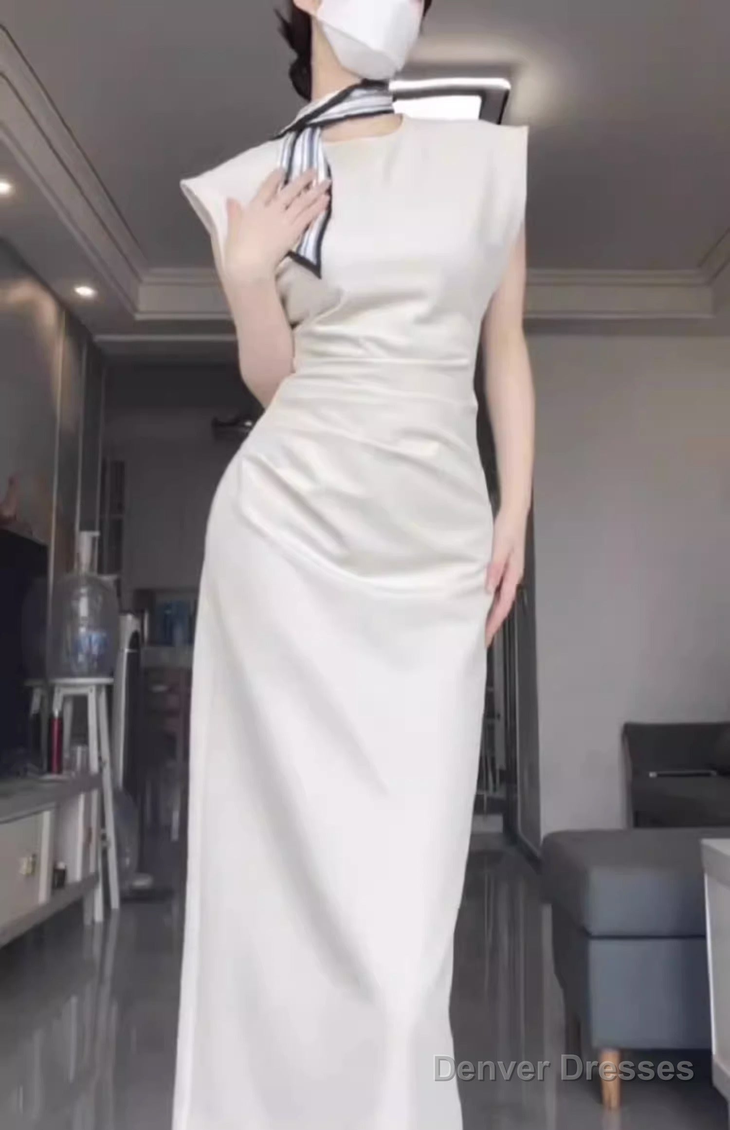 Retro Mermaid Satin White Prom Dresses Birthday Outfits With Ruffle