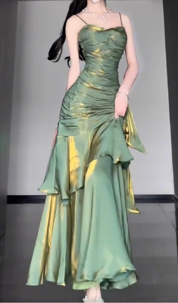 Retro Mermaid Spaghetti Straps Green Prom Dress Birthday Outfits With Flower