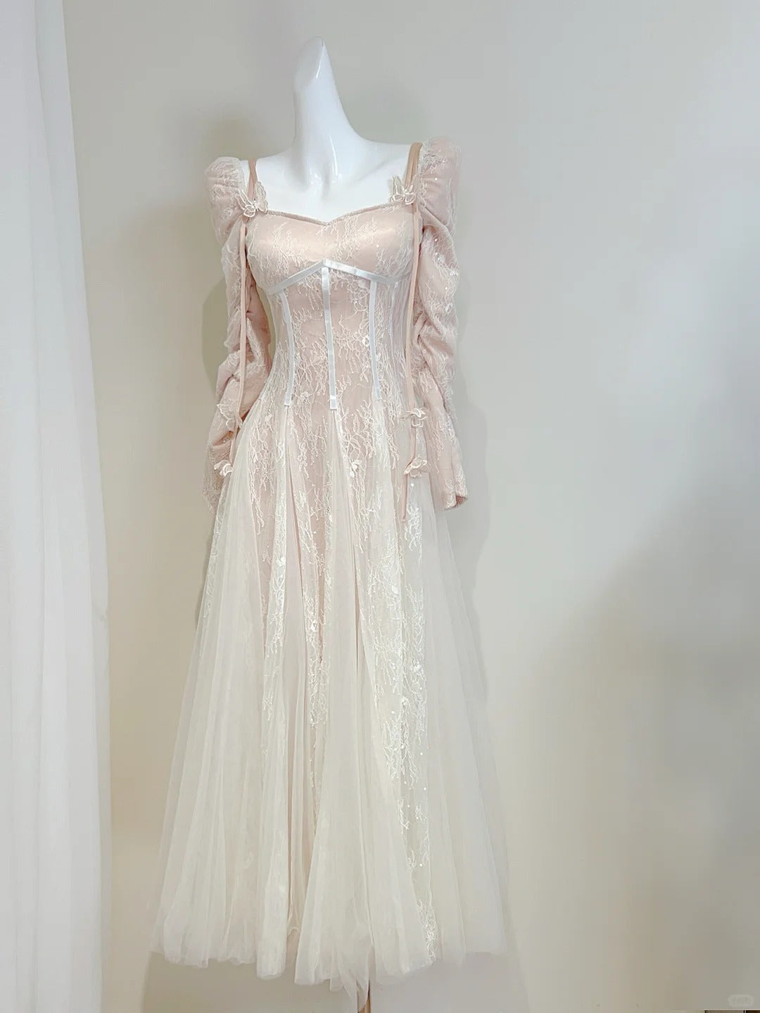 Retro Palace Nude Pink A-Line Long Lace Tulle Long Prom Dress Evening Dress Main image