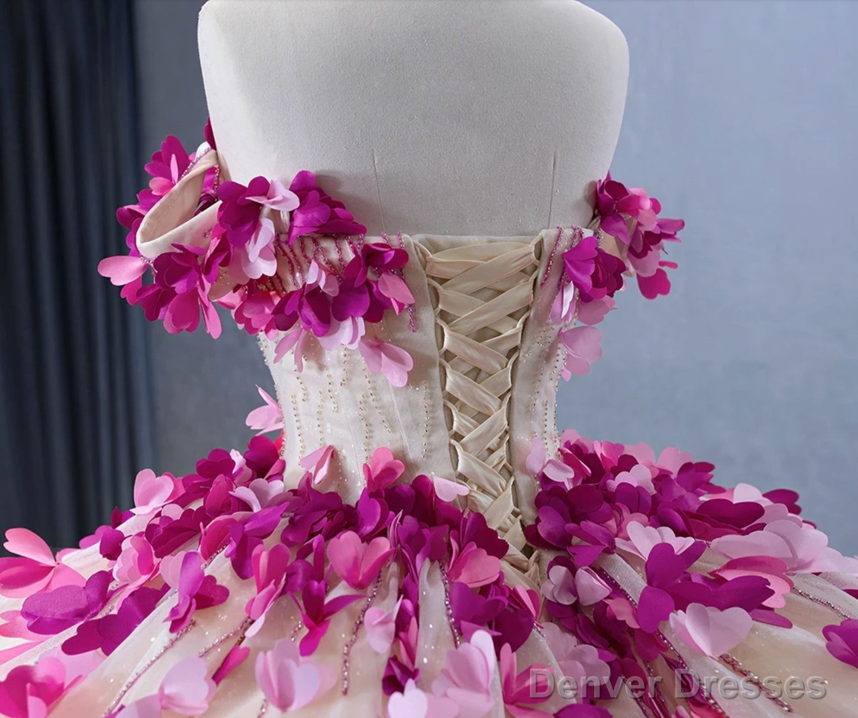 Romantic Heart  Off-the-Shoulder Tulle Quinceaera Dress