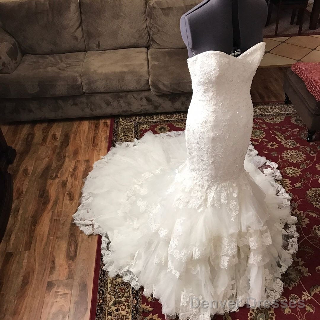 Romantic Sweetheart Bodice Corset Lace Mermaid Wedding Dress With Ruffles Skirt Main image