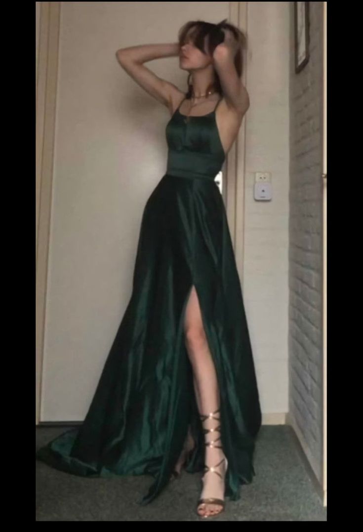 Sexy A Line Halter Dark Green Satin Long Evening Gowns Prom Dress Main image