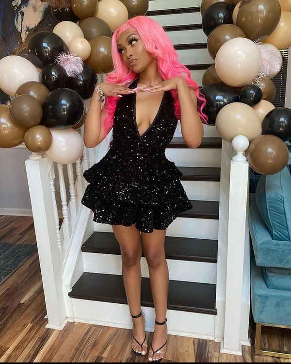 Sexy Black Sparking Short Cocktail Dress Back Open Tiered Sequin Graduation Gown Parties Night