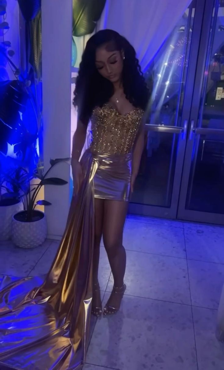 Sexy Gold Strapless Sheath Short Cocktail Dress 8Th Grade Homecoming Dress Main image