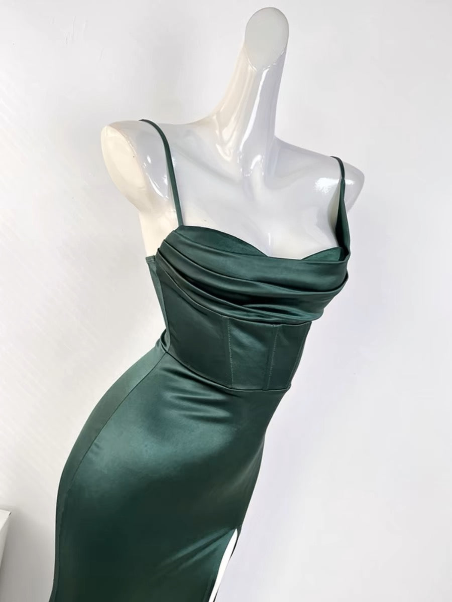 Sexy Mermaid Sleeveless Green Satin Long Prom Dress