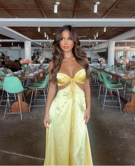 Sexy Mermaid Spaghetti Straps Yellow Prom Dress 21Th Birthday Outfit Main image