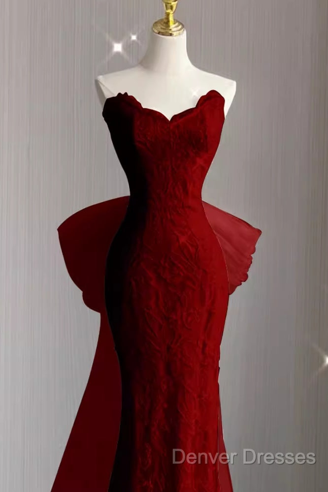 Sexy Mermaid Strapless Red Lace Long Prom Dress