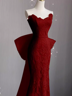Sexy Mermaid Strapless Red Lace Long Prom Dress