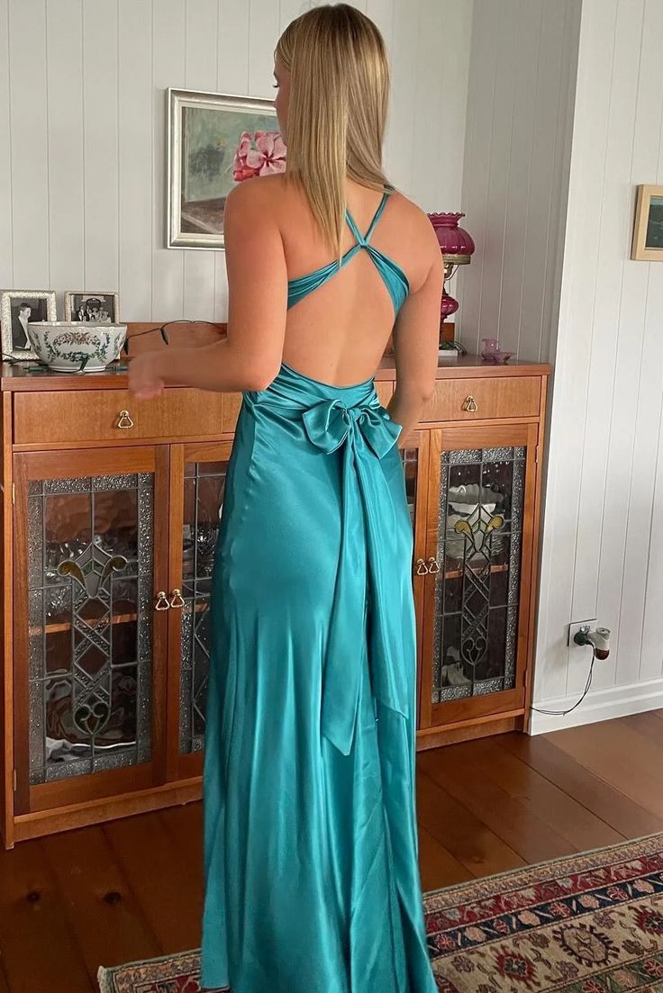 Sexy Mermaid V Neckline Long Prom Dress