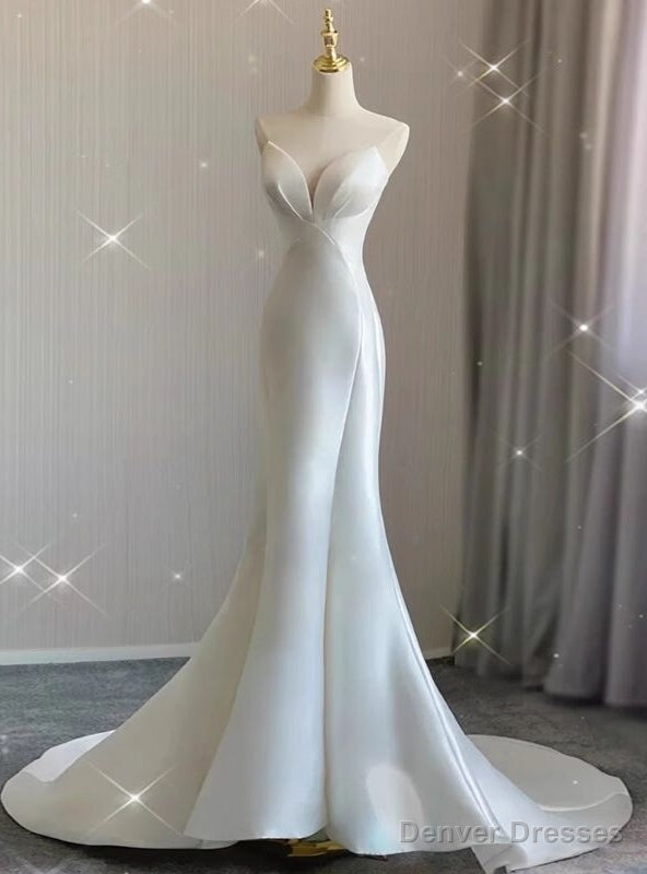 Sexy Mermaid White Satin Strapless Wedding Dress Main image