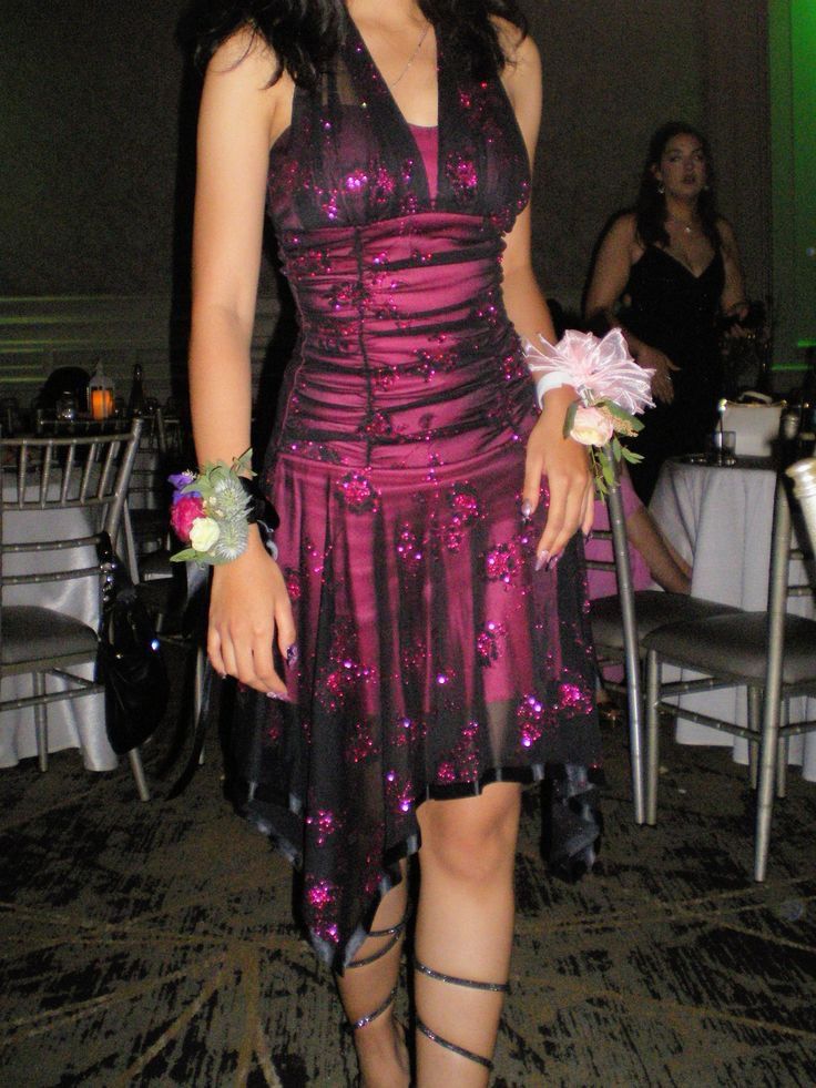 Sexy Pink Black Tulle Sequined Halter Neck Irregular 19Th Birthday Homecoming Dress Main image