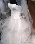 Sexy Pleated Strapless Bodice Corset Organza Ruffles Ball Gowns Wedding Dresses