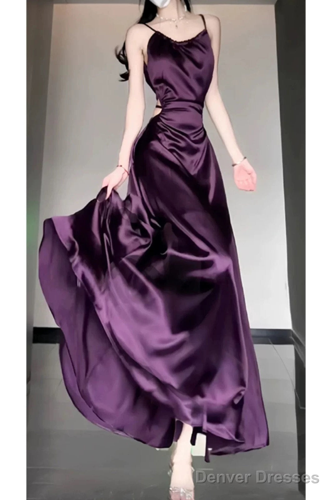 Sexy Sheath Spaghetti Straps Grape Satin Birthday Dresses Night Party Dress Secondary image