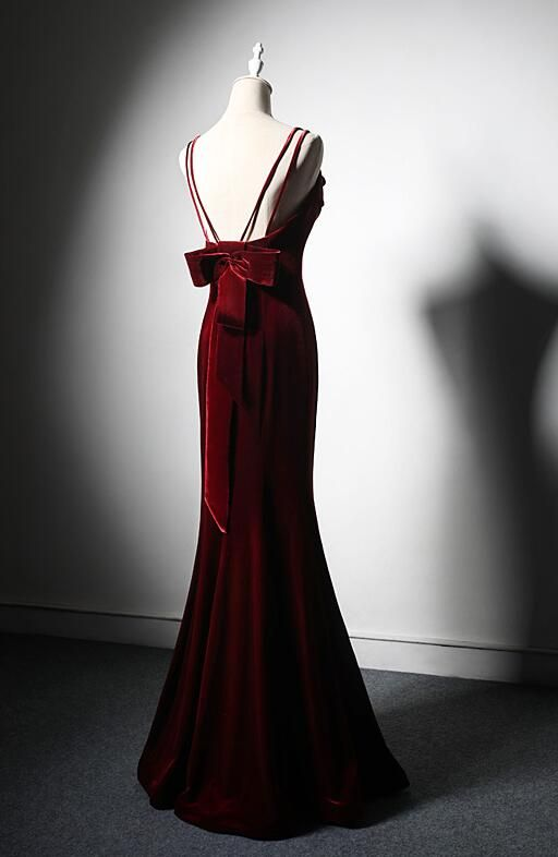 Elegant Burgundy Spaghetti Straps Velvet Mermaid Prom Dress Evening Dress