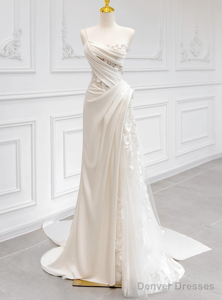 Sexy White Satin Strapless Pleats Flower Wedding Dress Main image