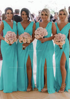 Homecomeing Dresses Short, Sheath/Column Cowl Neck Sleeveless Chiffon Bridesmaid Dresses With Pleated Split