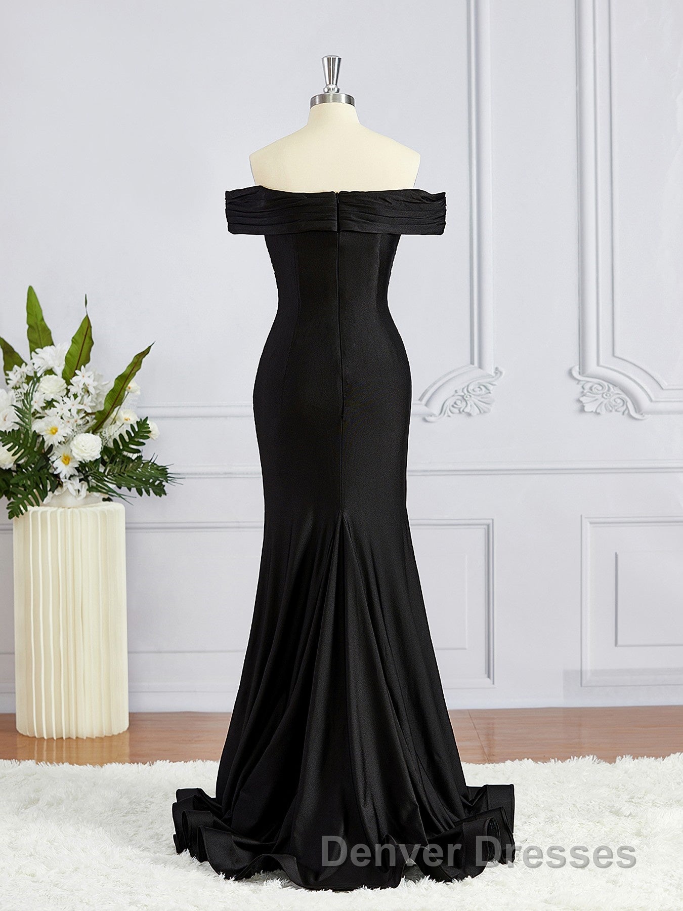Sheath/Column Off-the-Shoulder Sweep Train Jersey Bridesmaid Dress