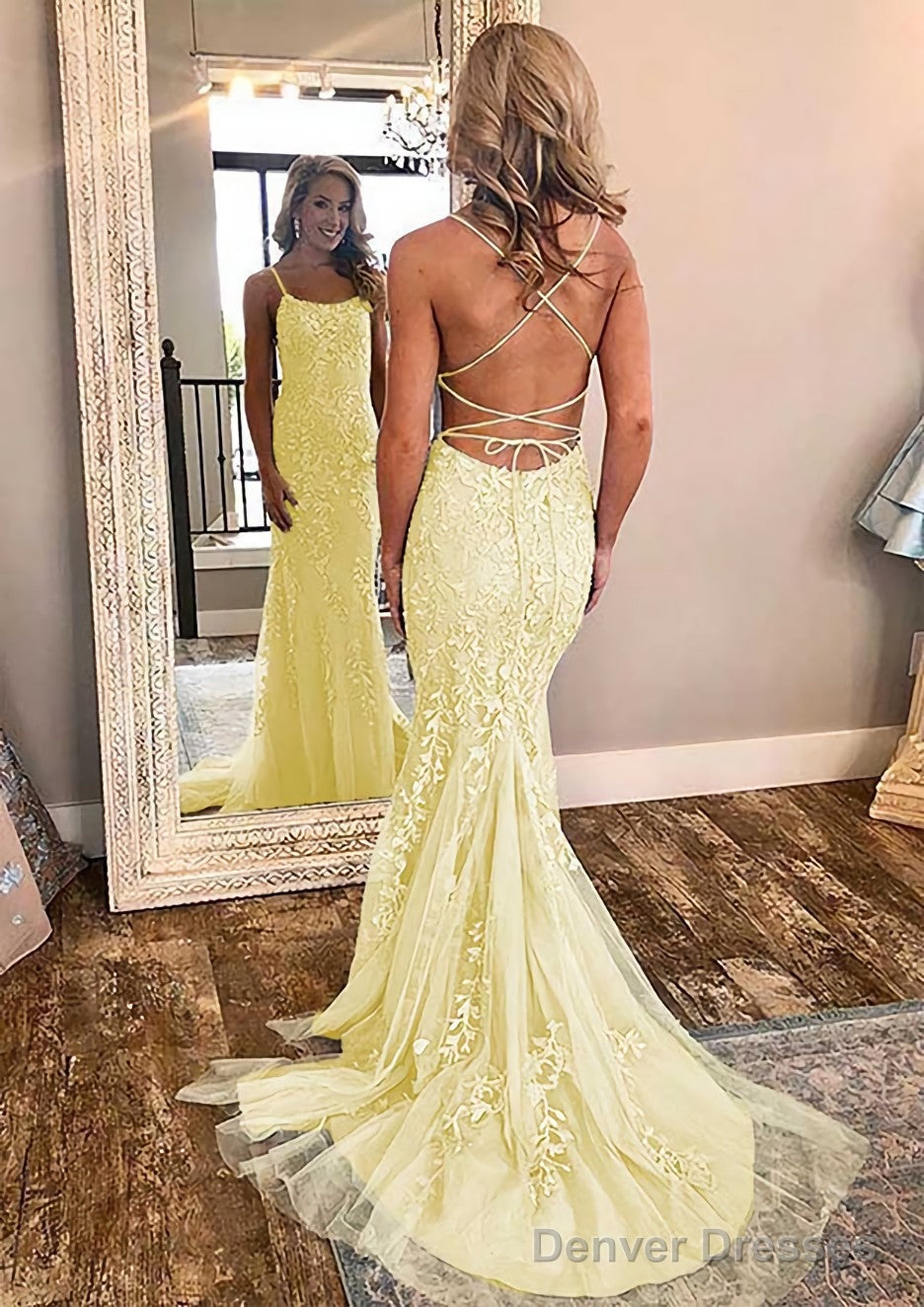 Sheath/Column Square Neckline Sleeveless Court Train Lace Prom Dresses With Appliqued