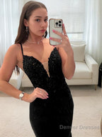 Sheath/Column V-neck Sweep Train Stretch Crepe Prom Dresses With Appliques Lace