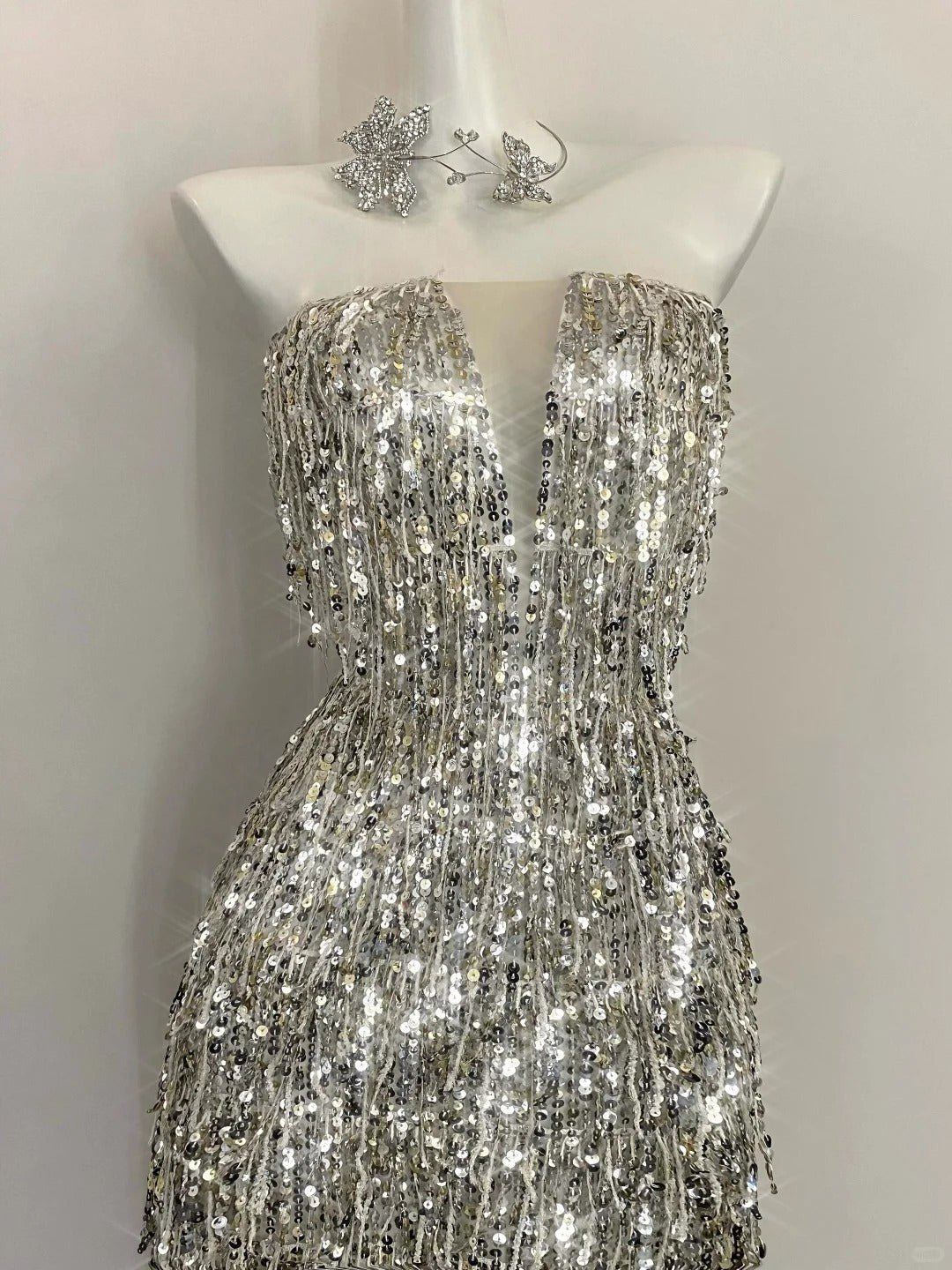 Shining Silver-White Slim-Fit Tube Top Sequined Tassel Long Prom Dress Evening Dress