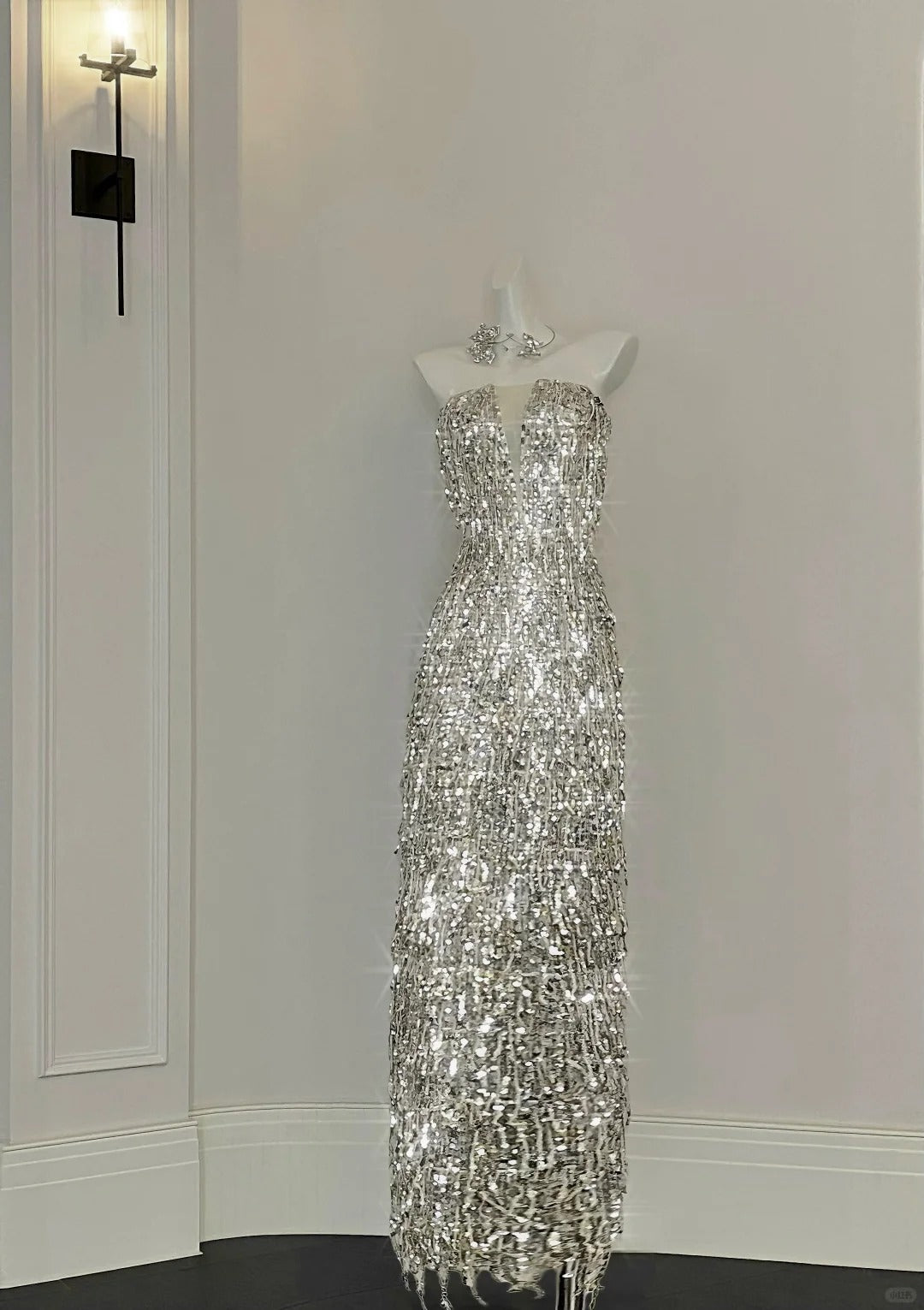 Shining Silver-White Slim-Fit Tube Top Sequined Tassel Long Prom Dress Evening Dress Main image