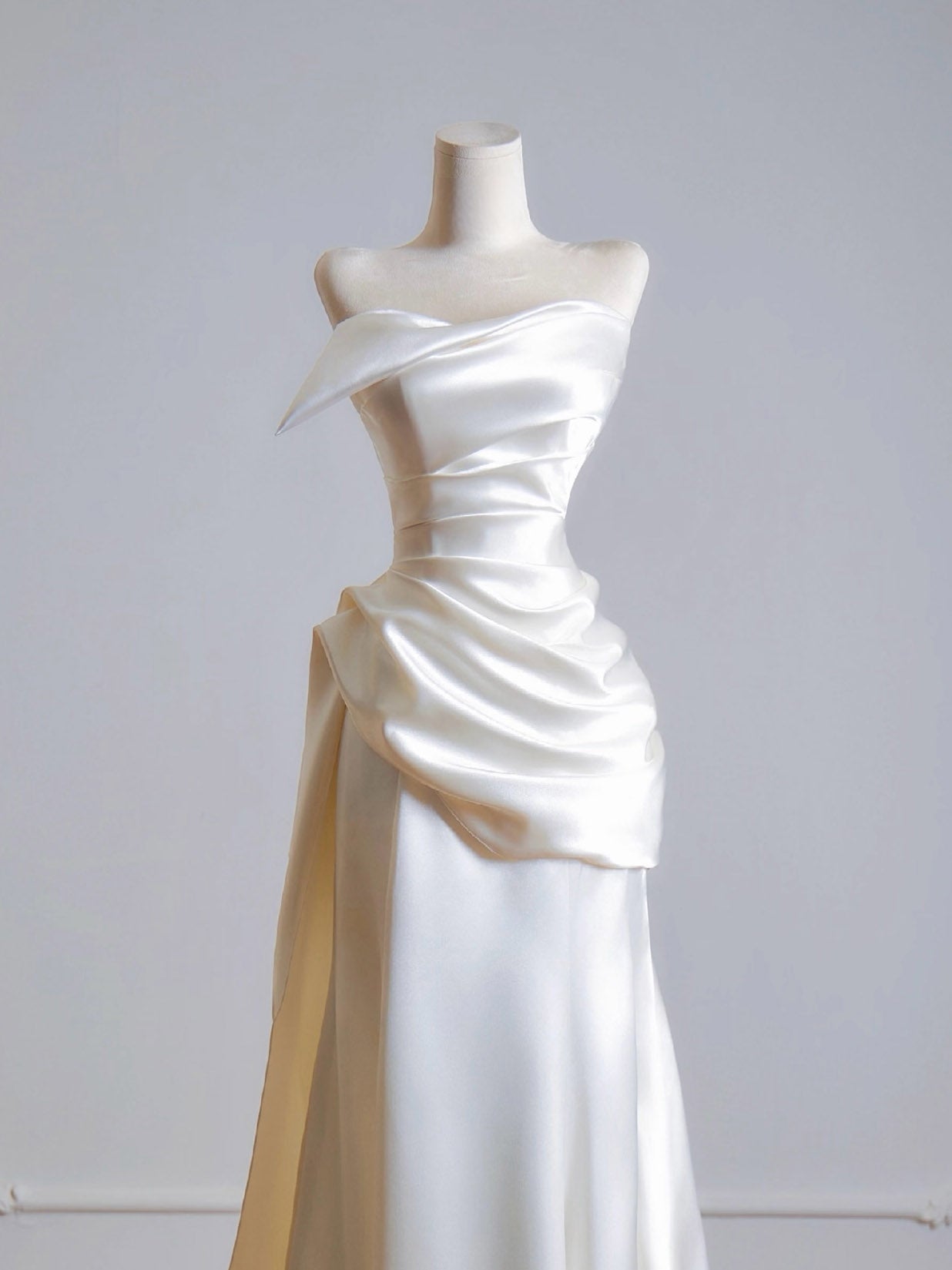 Simple A-Line Satin Sweep Train Light Champagne Prom Dress Secondary image