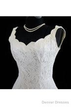 Simple A-Line Straps Jewel Knee-Length Lace Beach Wedding Dresses