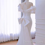 Simple Mermaid Scoop Neckline Satin White Long Wedding Dress