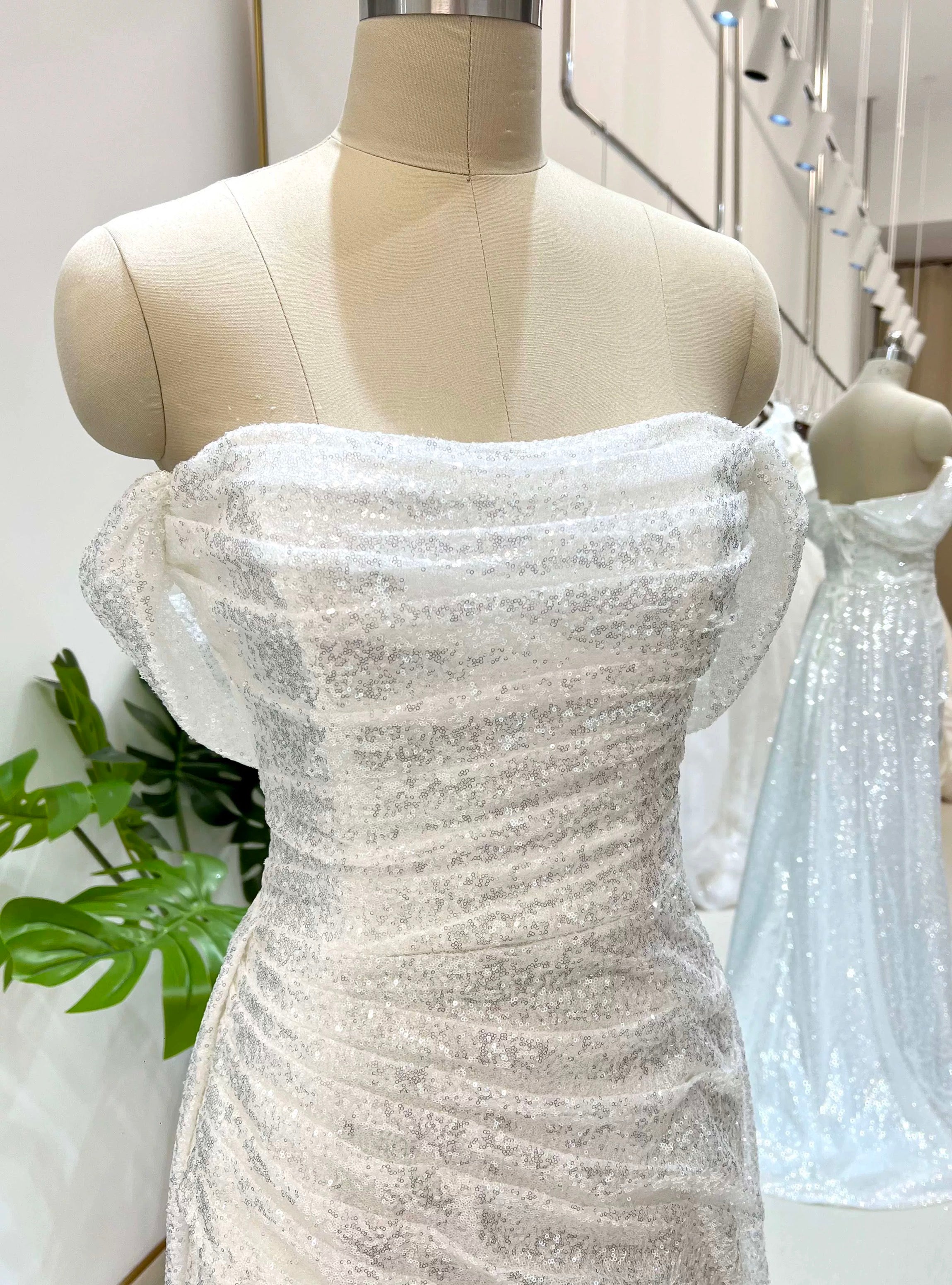 Simple Mermaid Strapless Floor Length Sleeveless Sequin Prom Dress