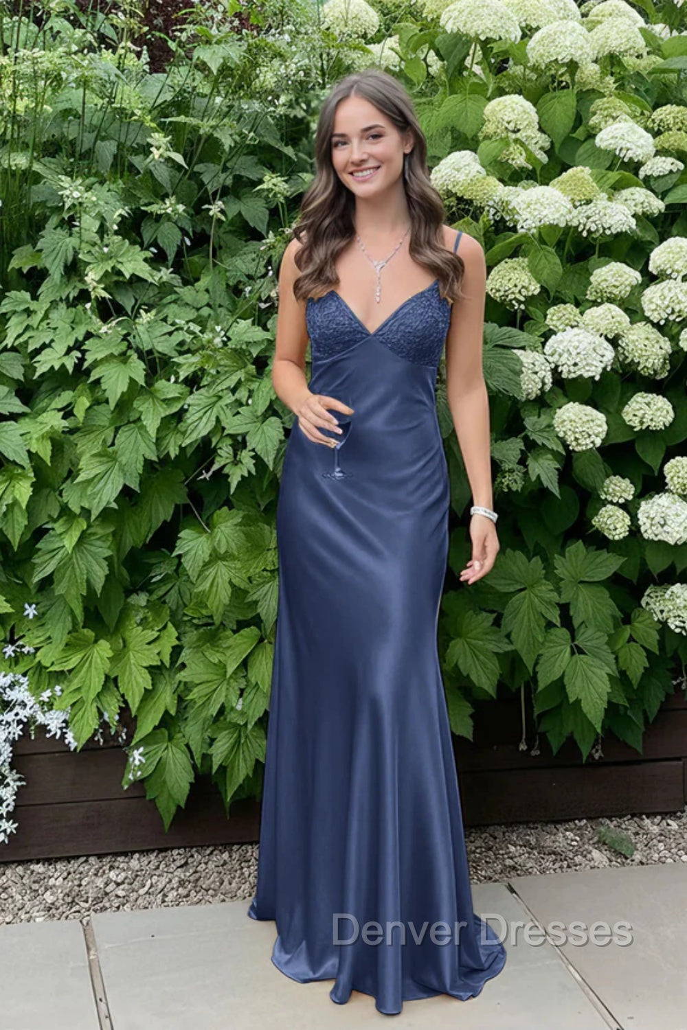 Simple Spaghetti Straps V-neck Sheath Satin Prom Dress