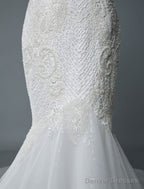 Simple Wedding Dress Lace V Neck Sleeveless Lace Mermaid Bridal Dresses With Train