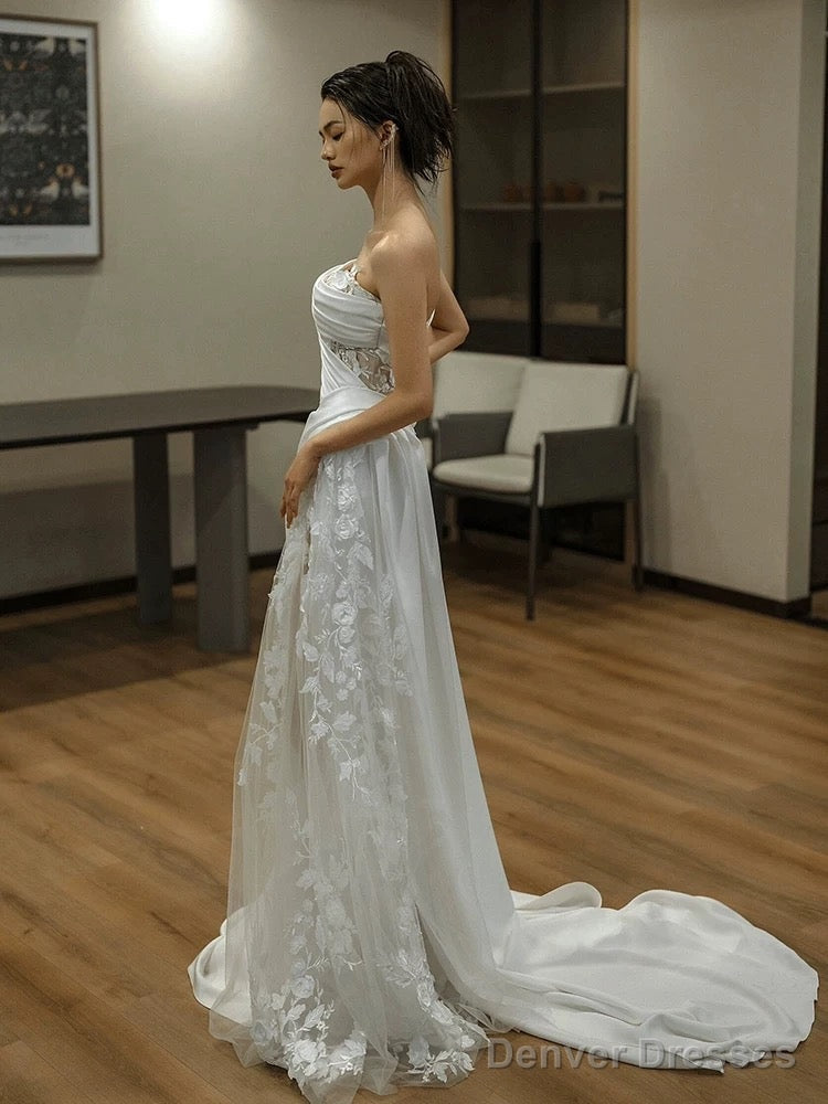 Simple White Mermaid One Shoulder Satin Lace Pleats Wedding Dress Secondary image