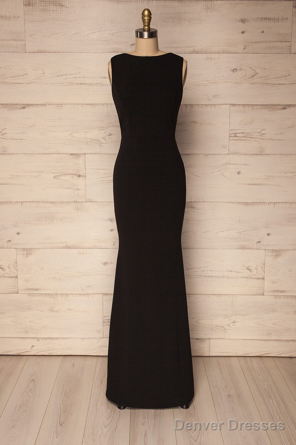 Sleeveless Black Scoop Neck Long Bridesmaids Dresses Main image