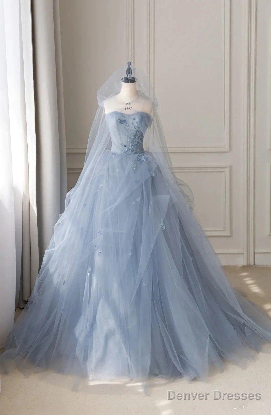 Smoke Gray Tulle A-Line Sweetheart Lace-Up Back Quinceanera Dress Main image