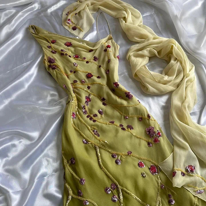 Yellow Green Gorgeous Exquisite Vintage Embroidered Spaghetti Strap Long Ball Gown Prom Dress Evening Gown