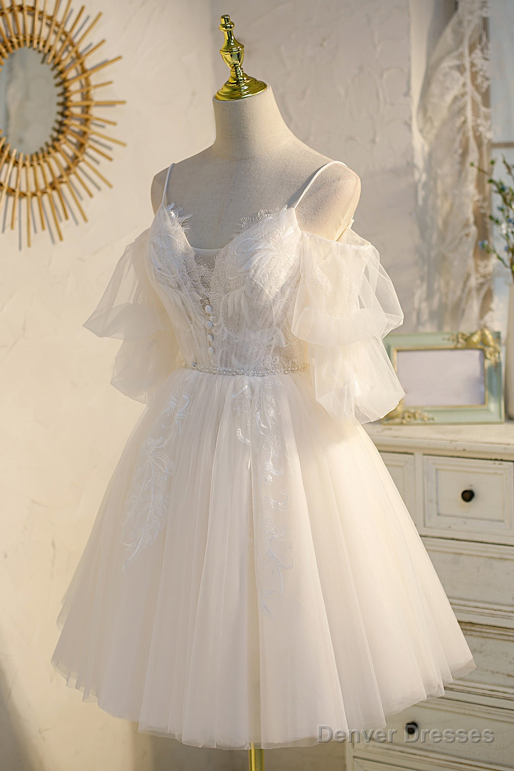 Spaghetti Straps Ivory V Neck Lace Tulle Princess Homecoming Dresses Main image