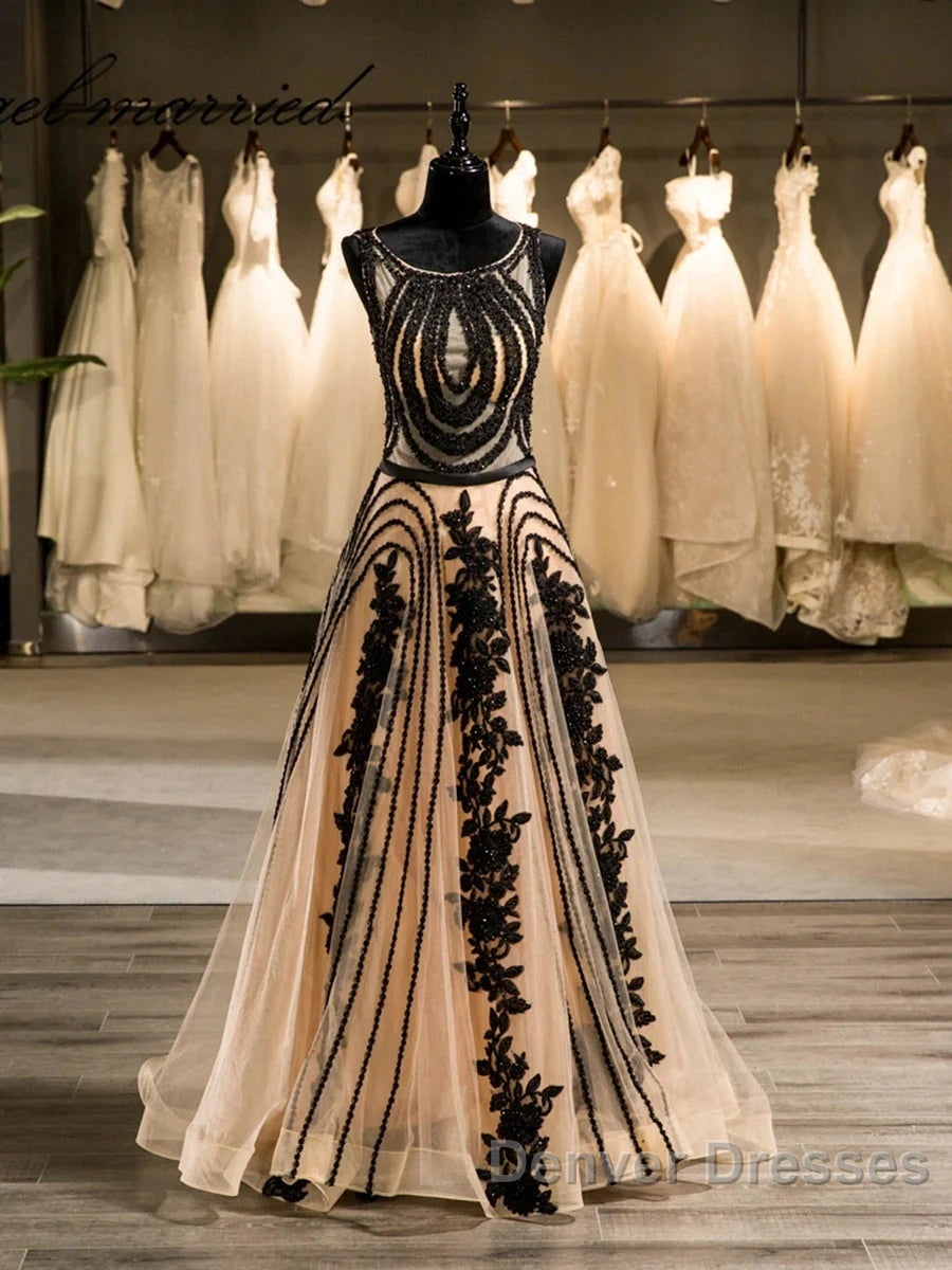 Special A-Line/Princess Crew Sleeveless Applique With Beading Organza Floor-Length Wedding Dress