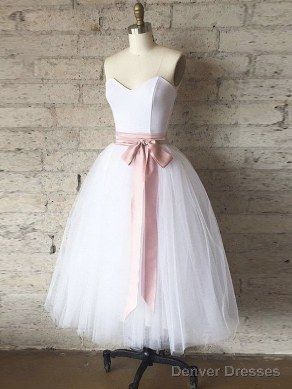 Strapless Sweetheart Neck Short White Prom Dresses, Short White Formal Graduation Dresses Main image
