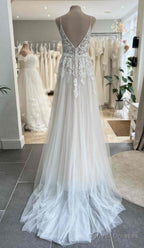 Straps A-line Tulle/Lace Beach Wedding Dress