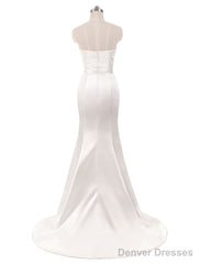 Stunning Ivory Wedding Dresses Strapless Mermaid Evening Dresses V Neck Sleeveless Split Beach Bridal Gown With Court Train