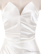 Stunning Ivory Wedding Dresses Strapless Mermaid Evening Dresses V Neck Sleeveless Split Beach Bridal Gown With Court Train