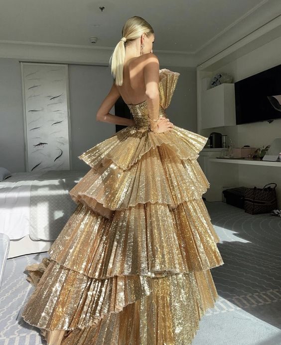 Stylish Golden Tiered Ball Gown Long Evening Party Dress Main image