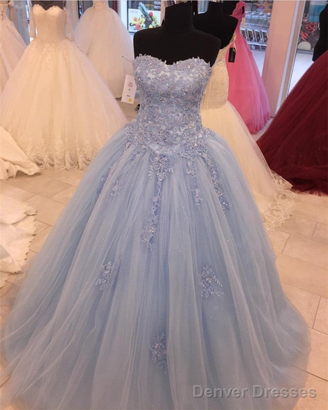 Stylish Lace Embroidery Sweetheart Tulle Ball Gowns Quinceanera Dresses Secondary image