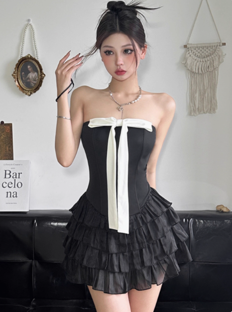 Sweet Black Tube Top Bowknot Herringbone Cake Skirt Homecoming Dress Main image