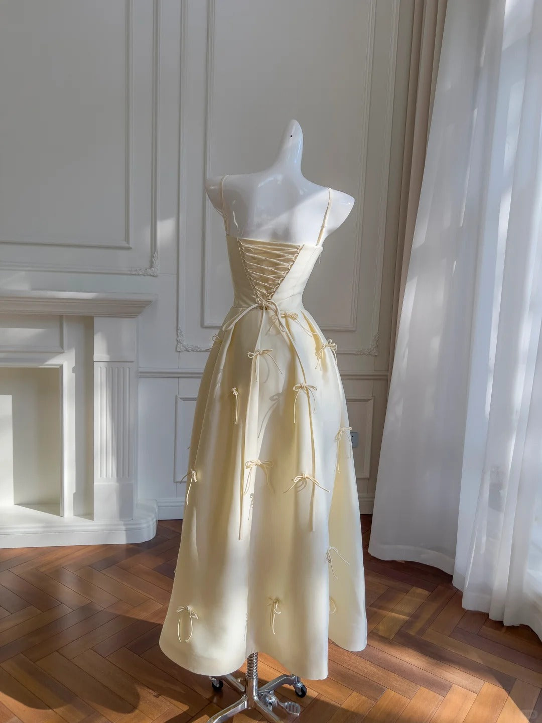Sweet Light Yellow A-Line Spaghetti Strap Bow Satin Long Prom Dress Evening Dress Bridesmaid Dress